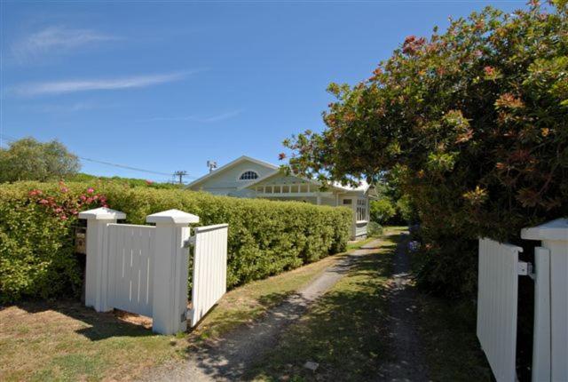 One Panama Villa Martinborough Exterior photo